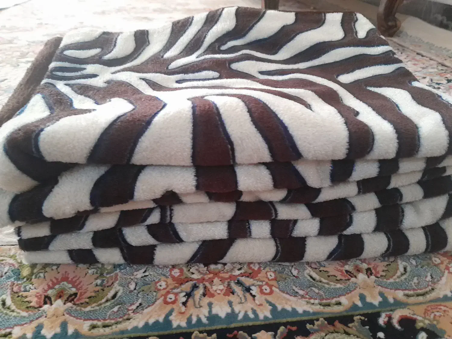 روبالشتی|رختخواب، بالش، پتو|پاکدشت, حصار امیر|دیوار