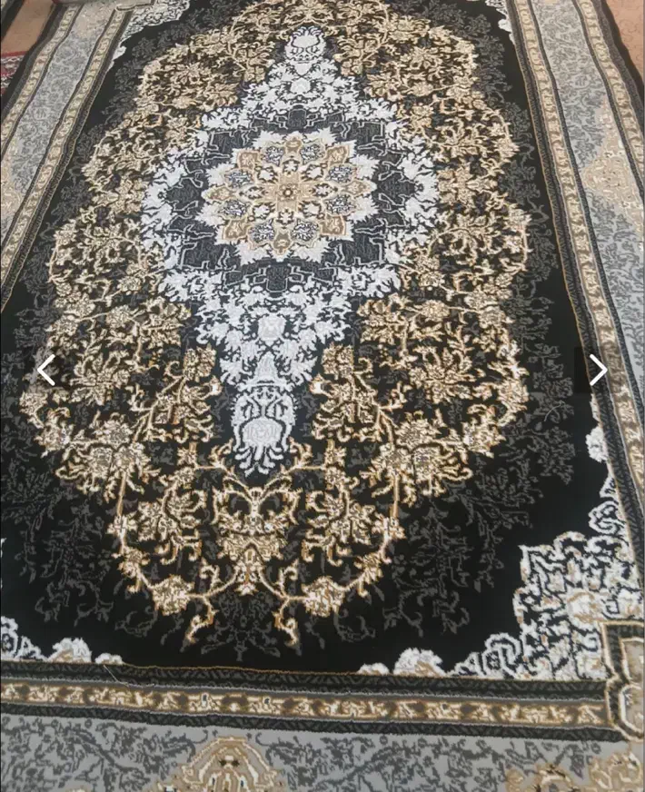 ۶متری نونو قیمت عالی|فرش|همدان, |دیوار