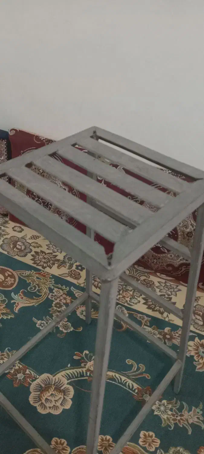 چهارپایه جنسآهنتازهدرستشدهکاملا محکم|صندلی و نیمکت|ابهر, |دیوار