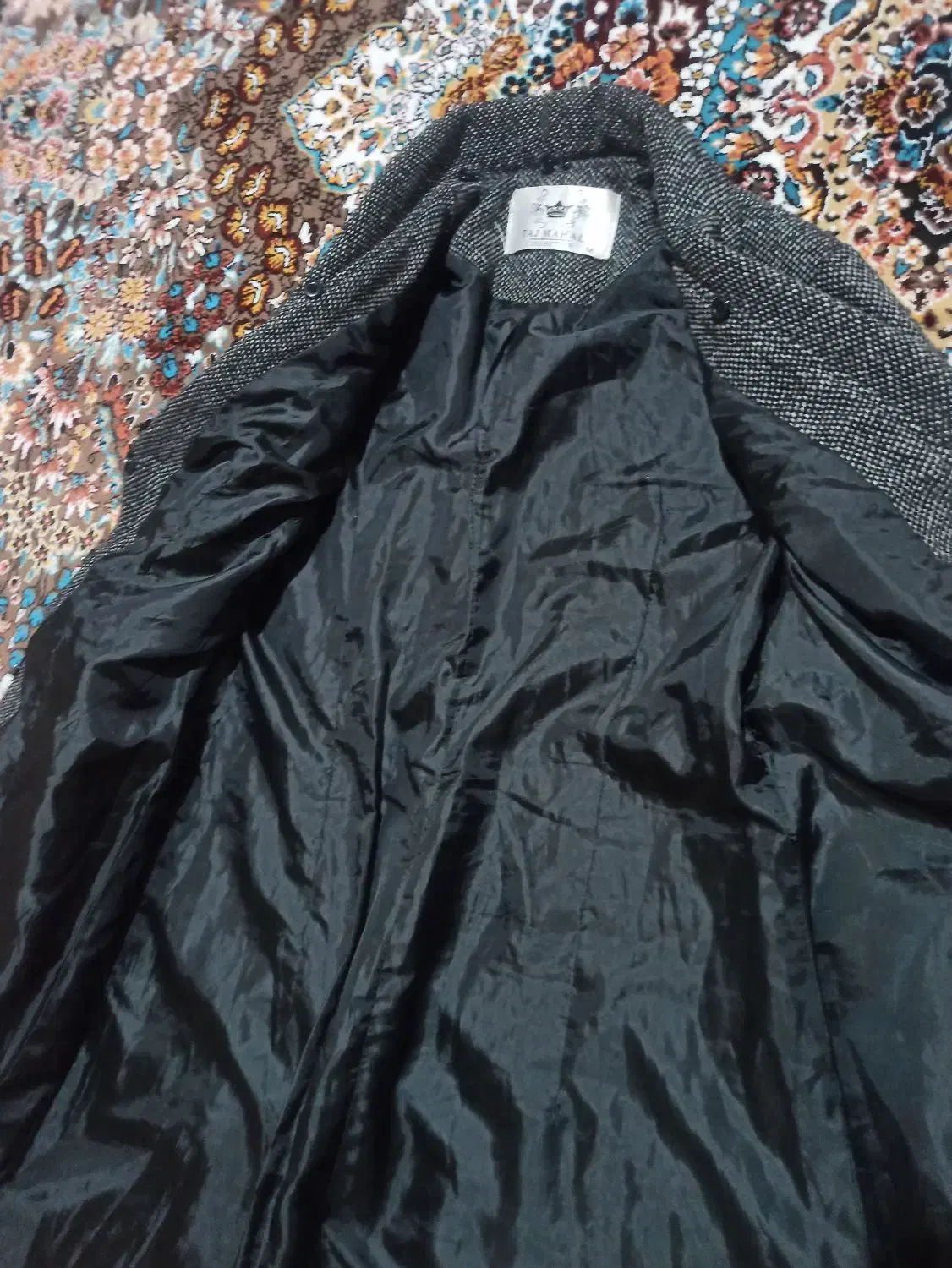 پالتو|لباس|سقز, |دیوار