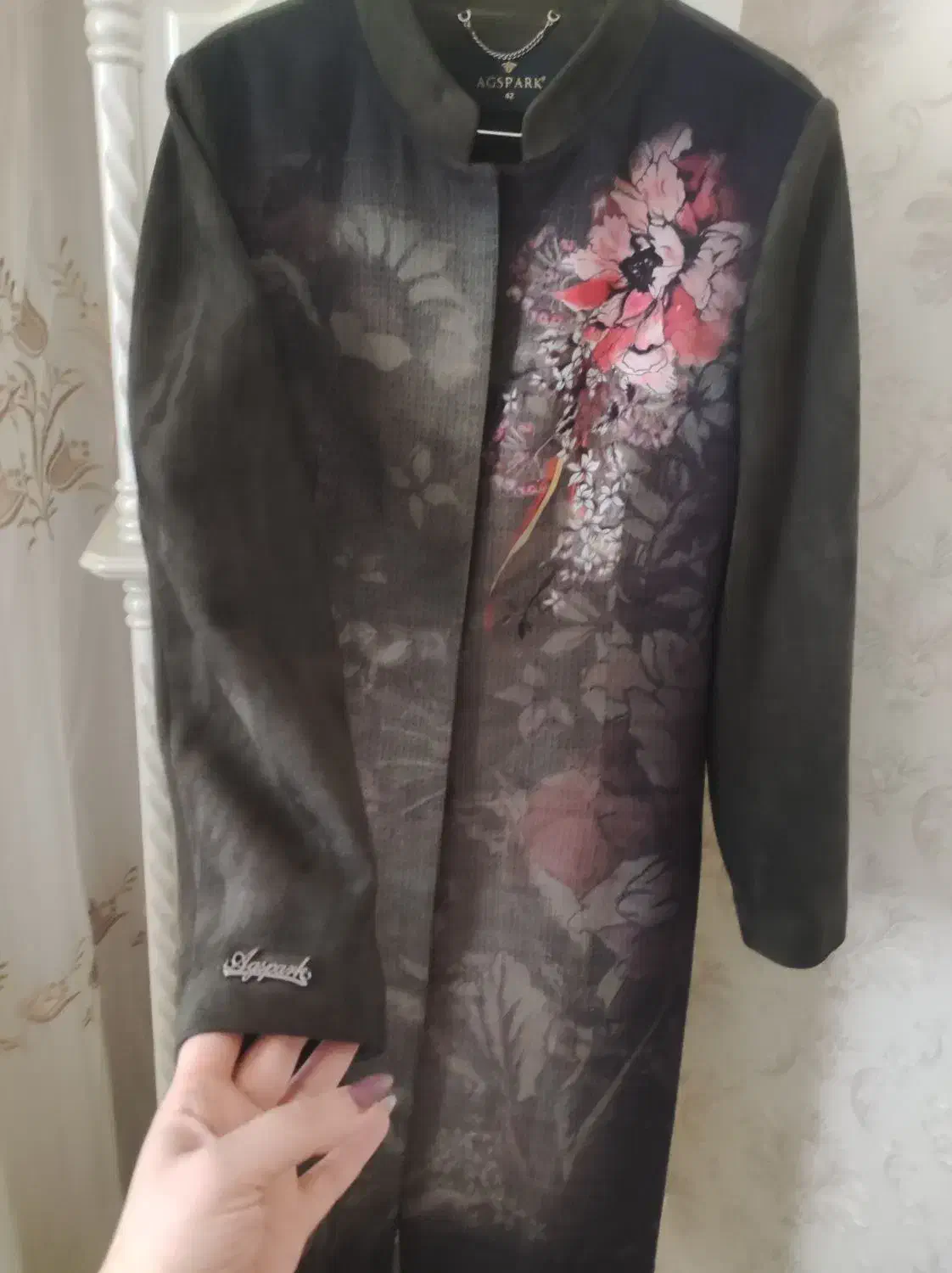 بارانی مخمل ترک نو فقط یک بار پوشیده شده|لباس|اردبیل, |دیوار