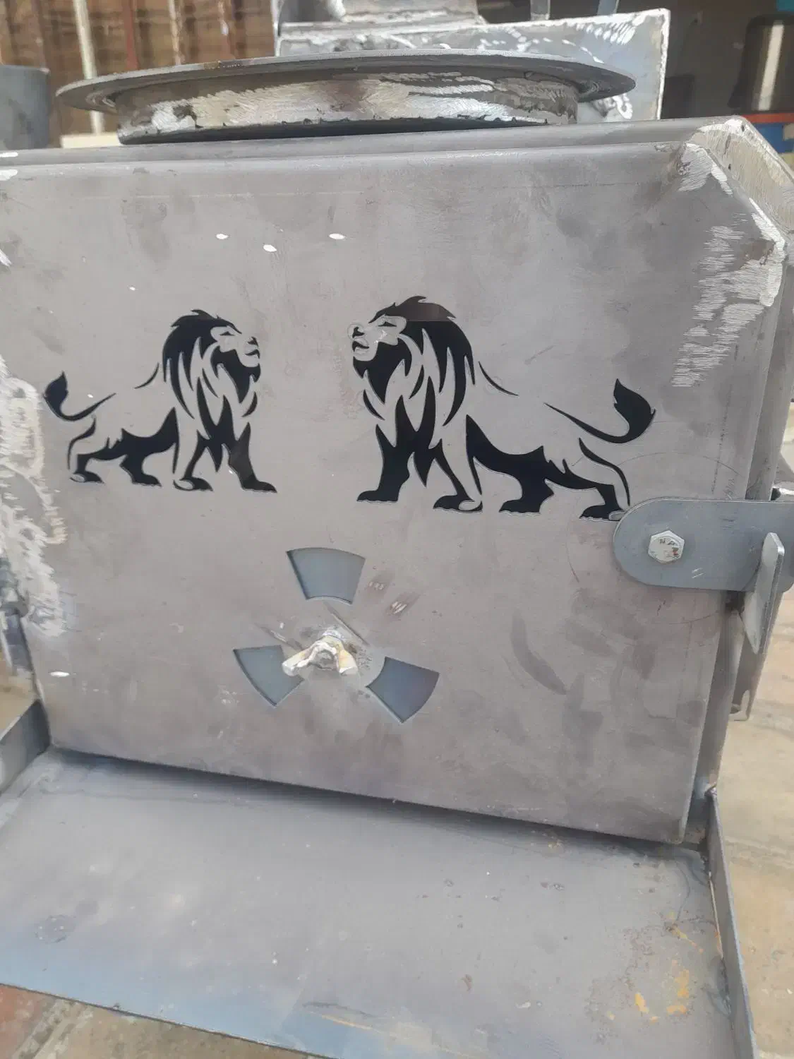 بخاری هیزمی کباب پز دار|بخاری، هیتر، شومینه|گنبد کاووس, |دیوار