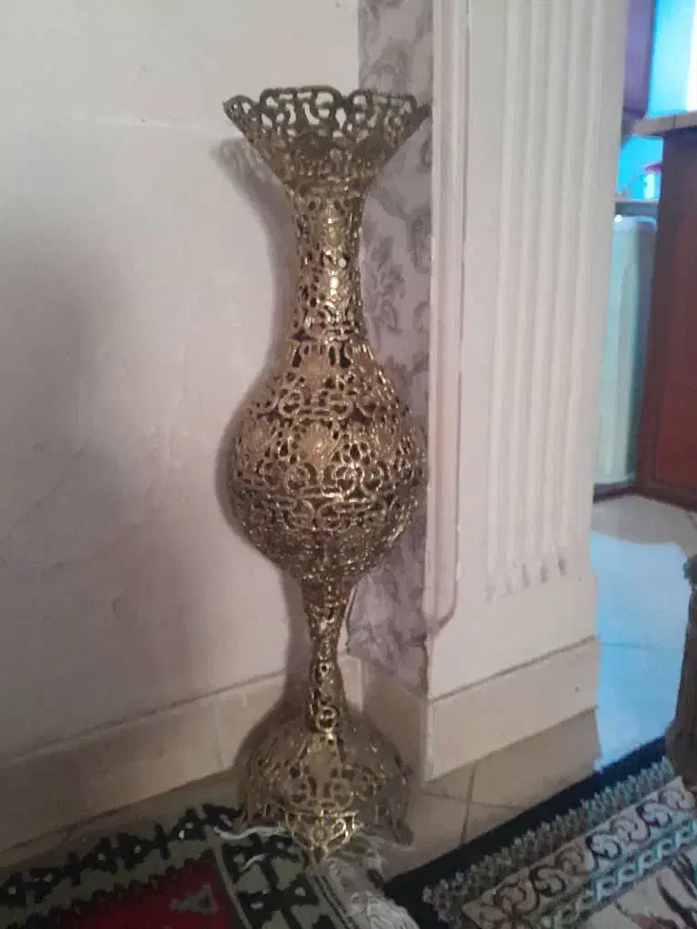 گلدان تزیینی برنز|کلکسیون اشیاء عتیقه|تهران, حشمتیه|دیوار