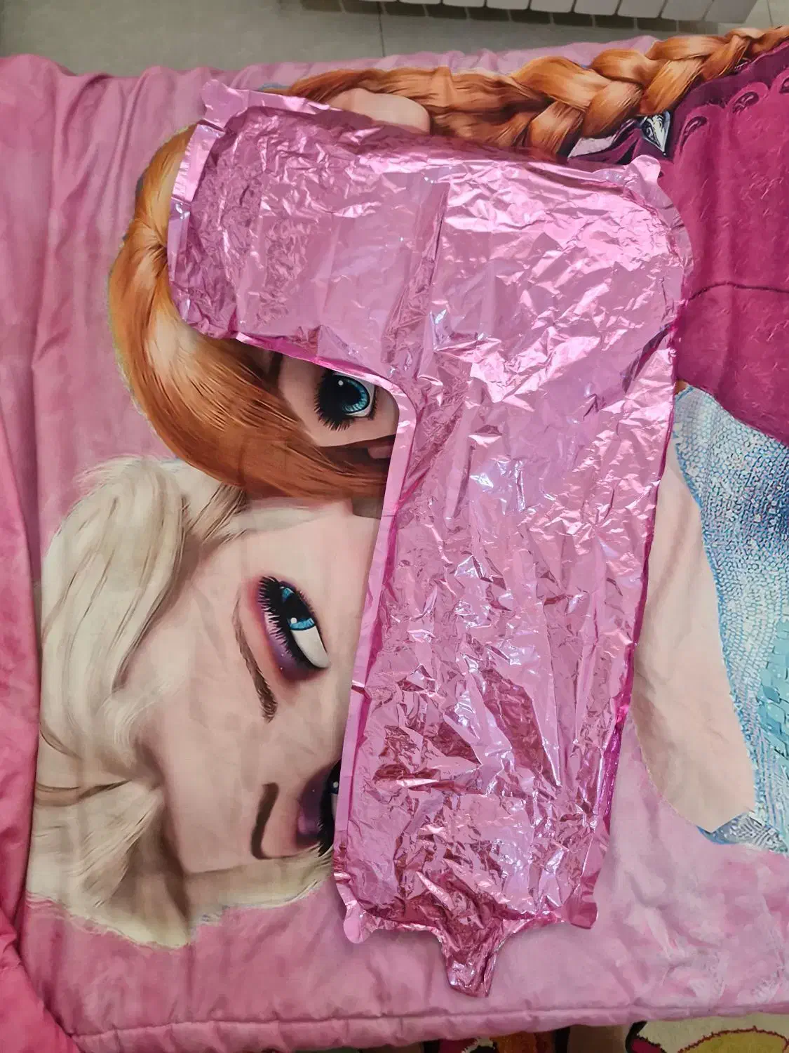 دم پری دریایی|اسباب‌‌بازی|تهران, جوانمردان (اندیشه)|دیوار