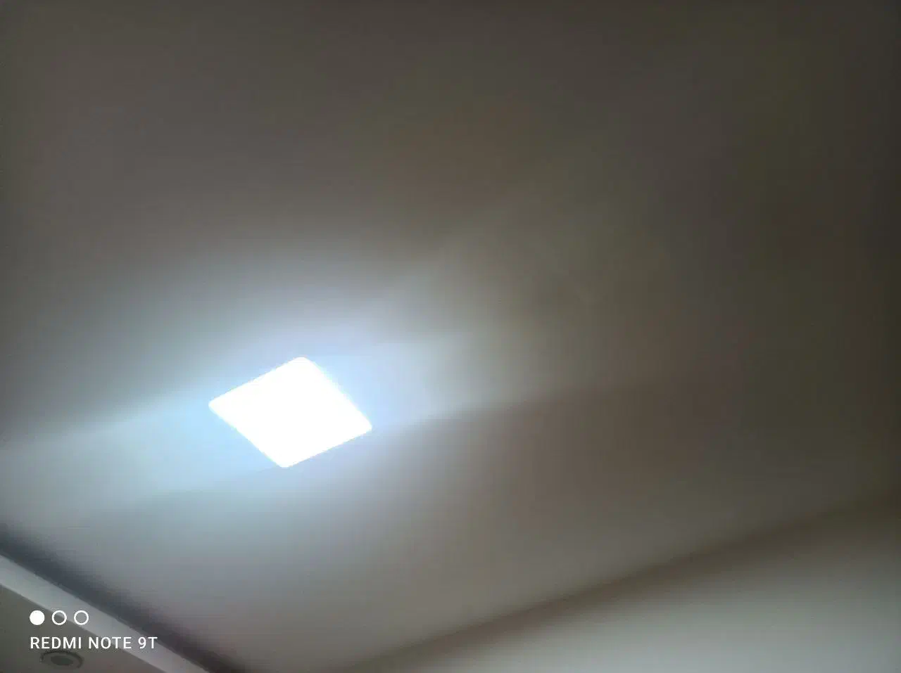 نور و روشنایی|لامپ و چراغ|مشهد, سرافرازان|دیوار