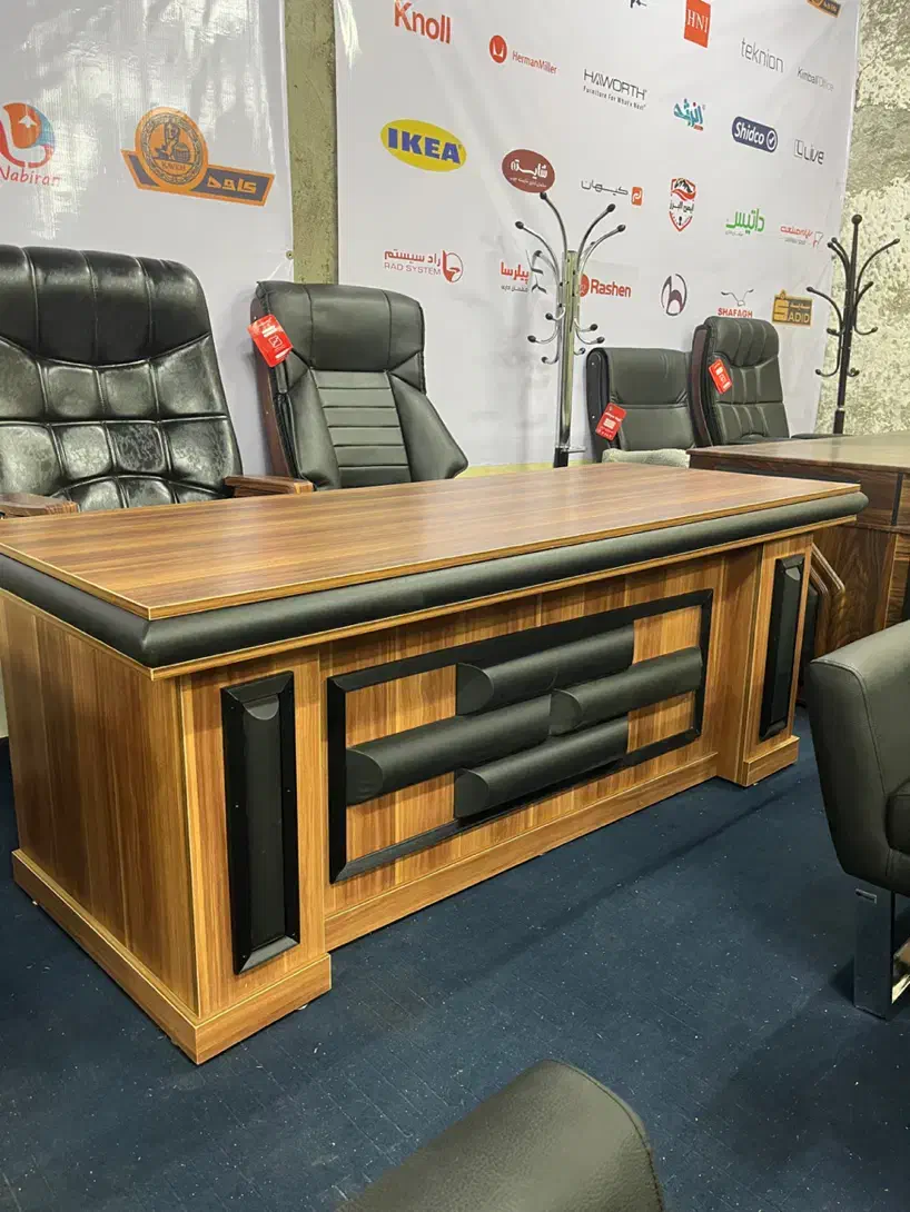انواع میز های مدیریت و کنفرانس|مبلمان اداری|خرمشهر, |دیوار
