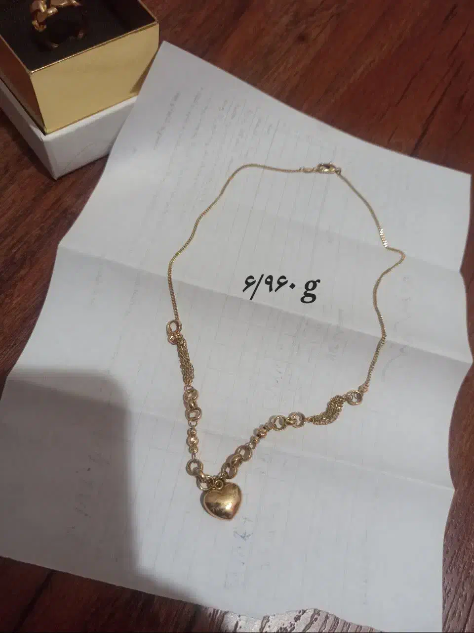 طلا در حد نو|جواهرات|ساری, |دیوار