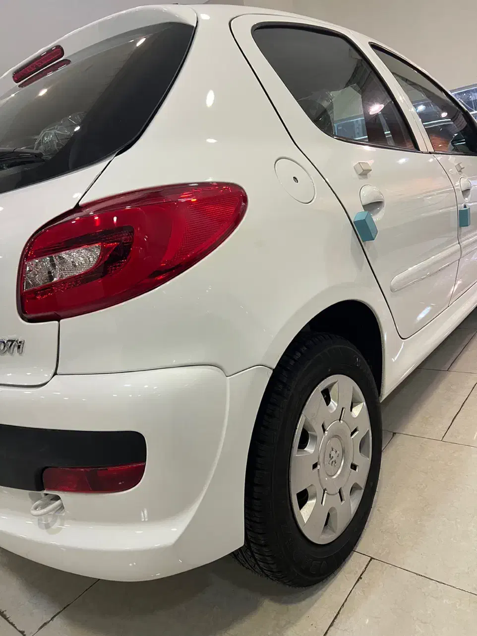 207tu5|خودرو سواری و وانت|تهران, اکباتان|دیوار