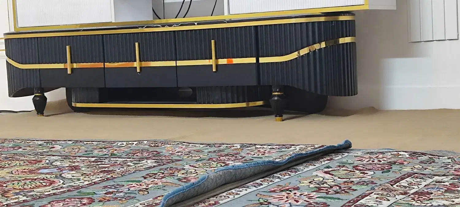 میز تلویزیون در حد نو فقط ۳۵۰۰ بدون هیچ ایرادی|میز تلویزیون|بهارستان, |دیوار