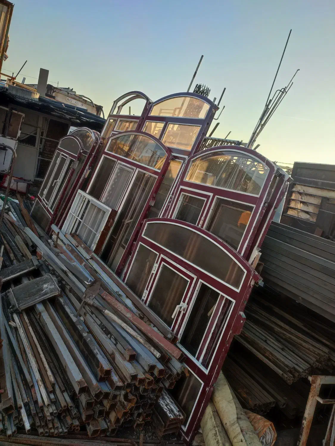 فروش  انواع آهن آلات به قیمت منصفانه|عمده‌فروشی|تبریز, |دیوار