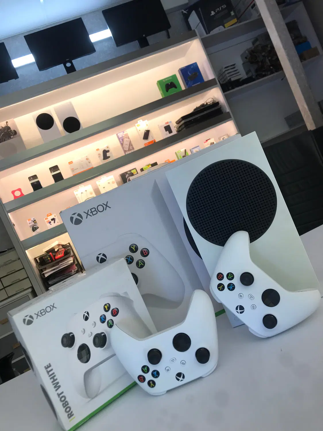 Xbox serie s|کنسول، بازی ویدئویی و آنلاین|اصفهان, ستار|دیوار
