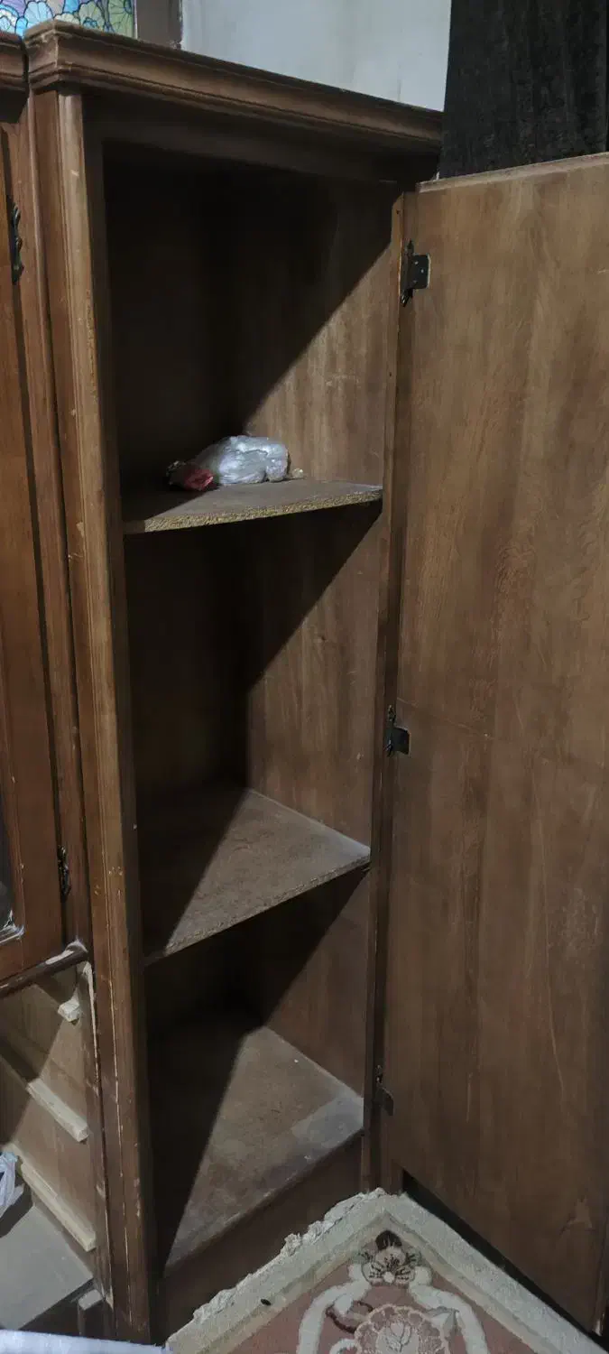 کمد لباسی وتیرن چوبی|جاکفشی، کمد، دراور|فولادشهر, B5|دیوار