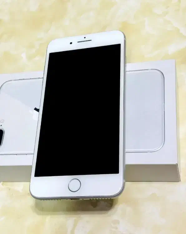 آیفون ۸ پلاس لاکاغذی و کلکسیونی|موبایل|ایوان, |دیوار