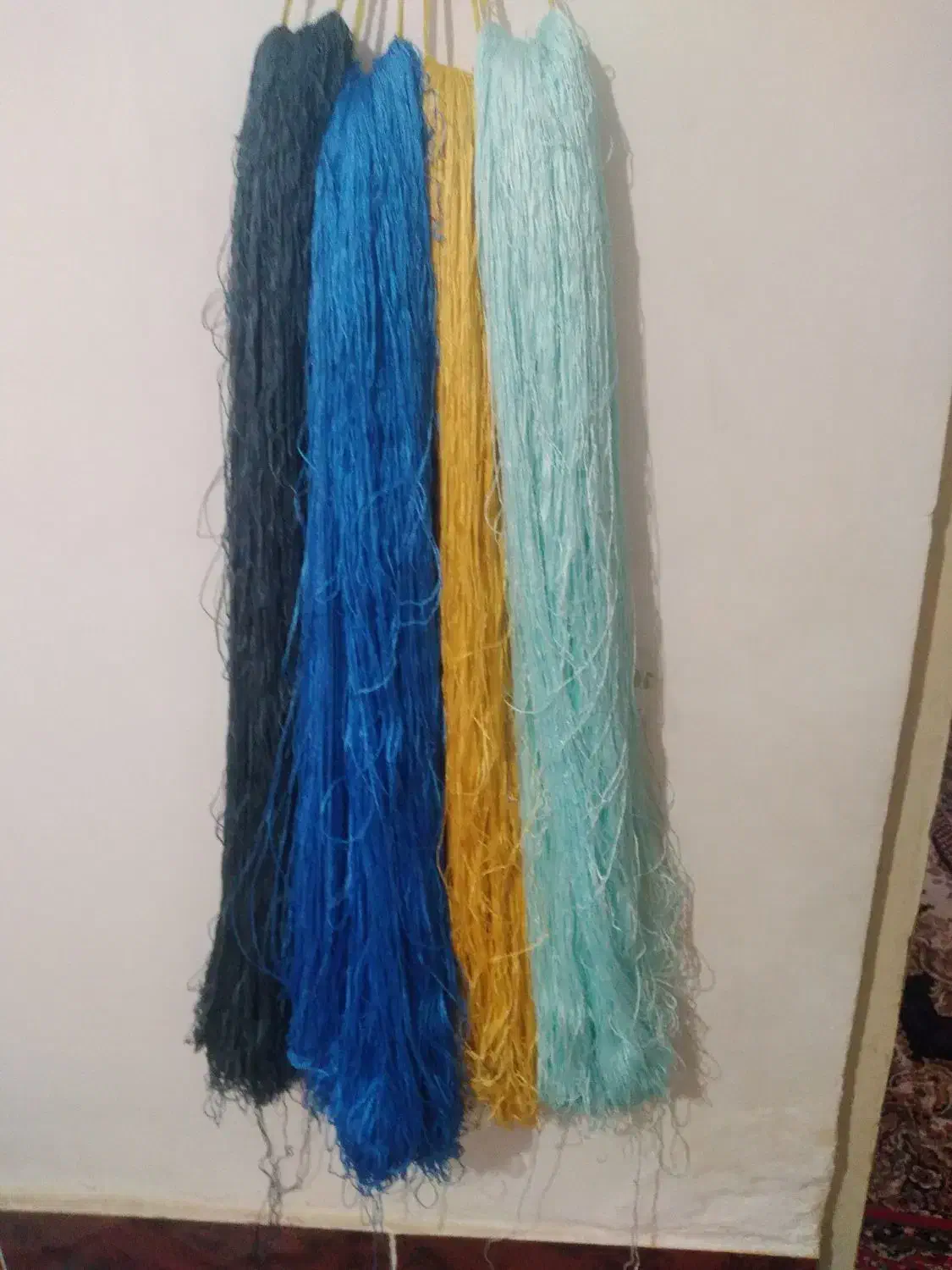 نخ ابریشم|لوازم خیاطی و بافتنی|مراغه, |دیوار