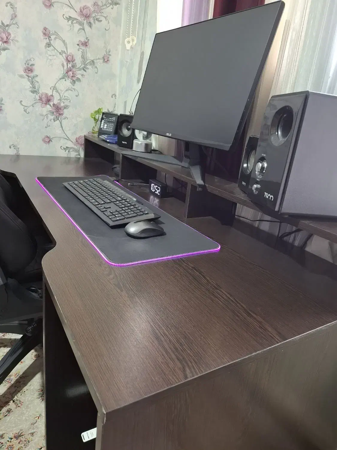 میز کامپیوتر گیمینگ|میز تحریر و کامپیوتر|گلستان (تهران), |دیوار