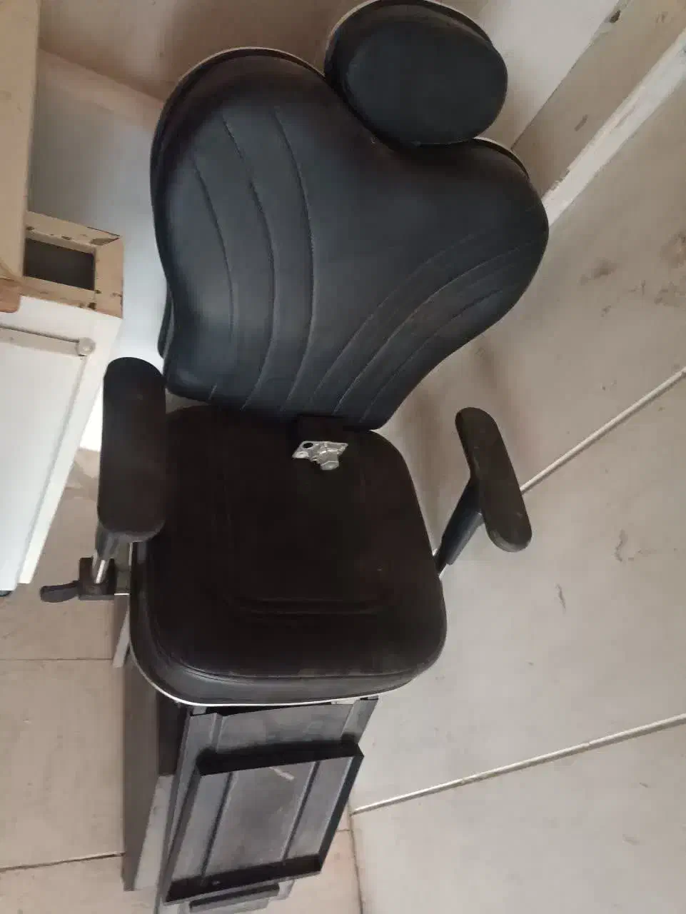 صندلی آرایشگری کارکرده در حد|آرایشگاه و سالنهای زیبایی|تهران, افسریه شمالی|دیوار