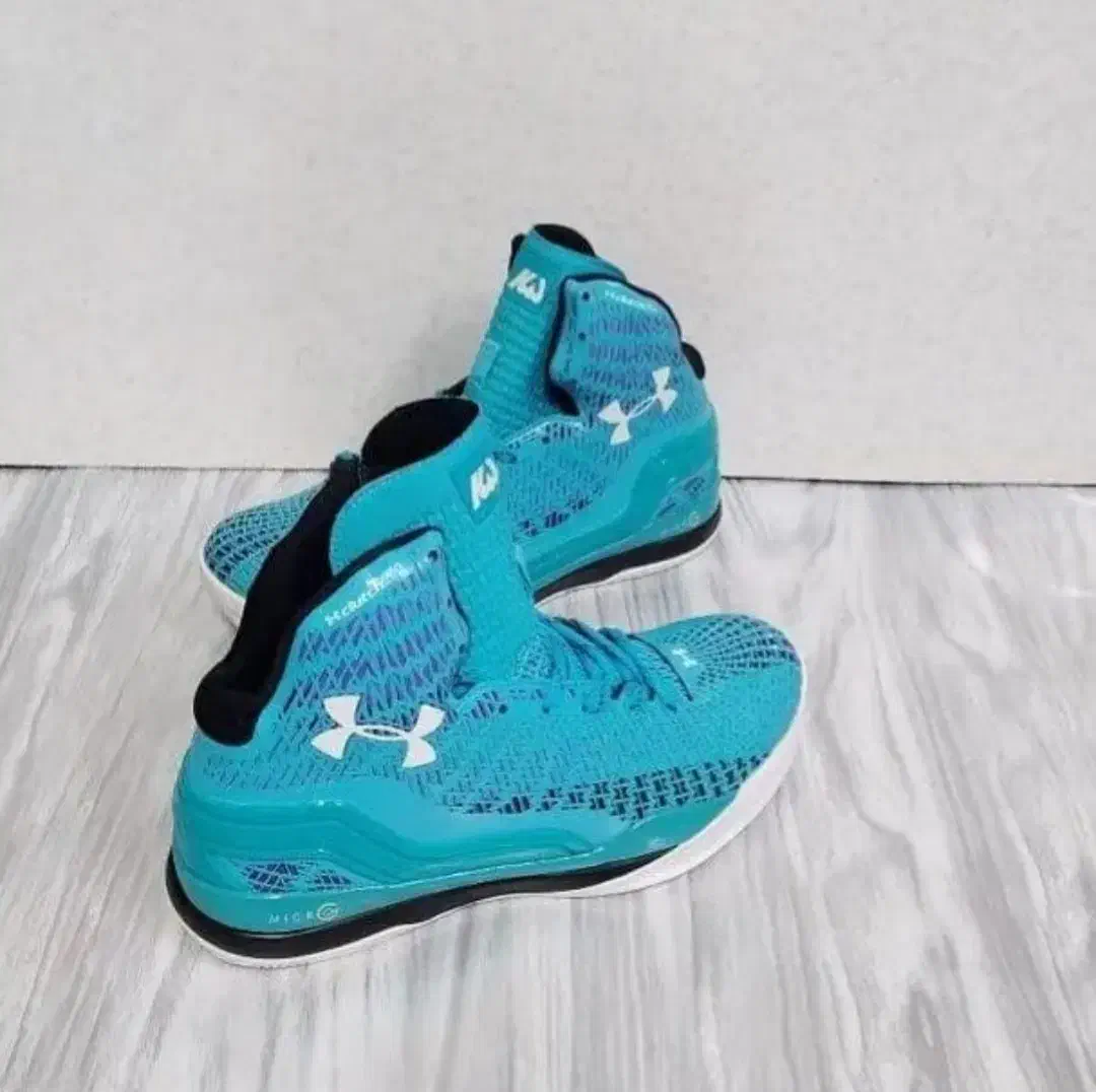 کتونی آندر آرمور اورجینال ( اصلی)|کیف، کفش، کمربند|قم, شهرک امام حسین|دیوار