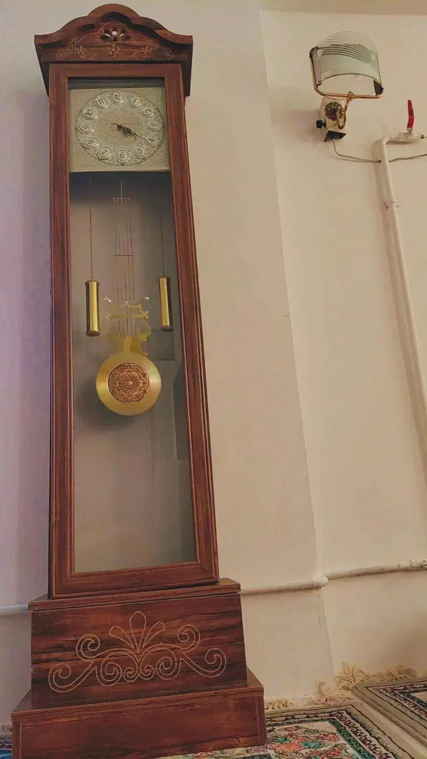 یک عدد ساعت ایستاده به فروش میرسد|صنایع دستی و سایر لوازم تزئینی|کرج, حسن آباد|دیوار