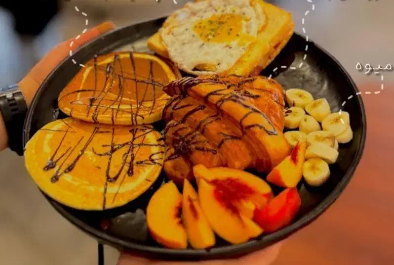 استخدام سالن دار و نیروی آشپزخانه(محدوده ابوذر )|استخدام خدمات فروشگاه و رستوران|یزد, |دیوار