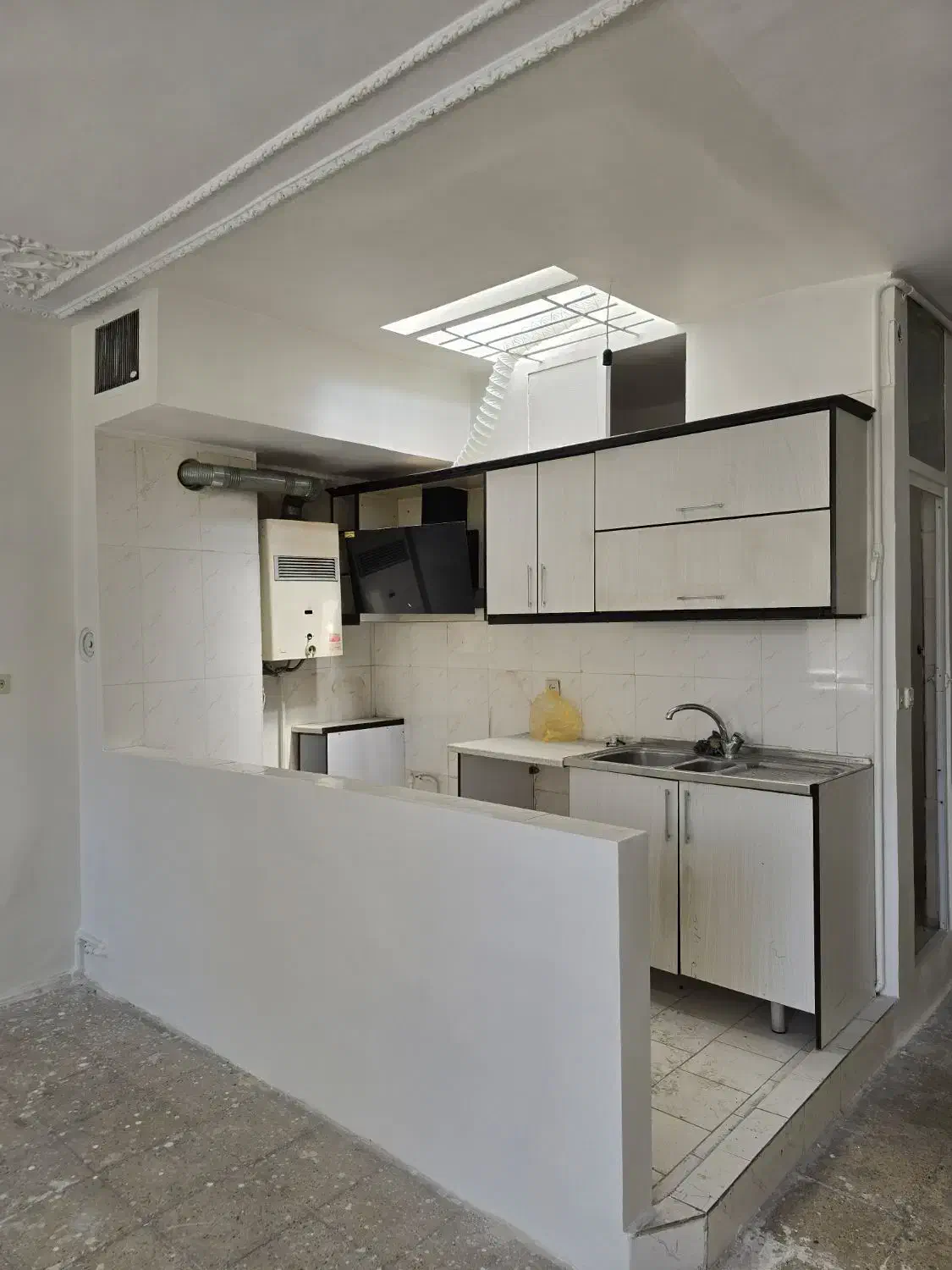 خانه ۵۰ متر بازسازی شده کامل رنگ شده|اجارهٔ خانه و ویلا|تهران, تولید دارو|دیوار