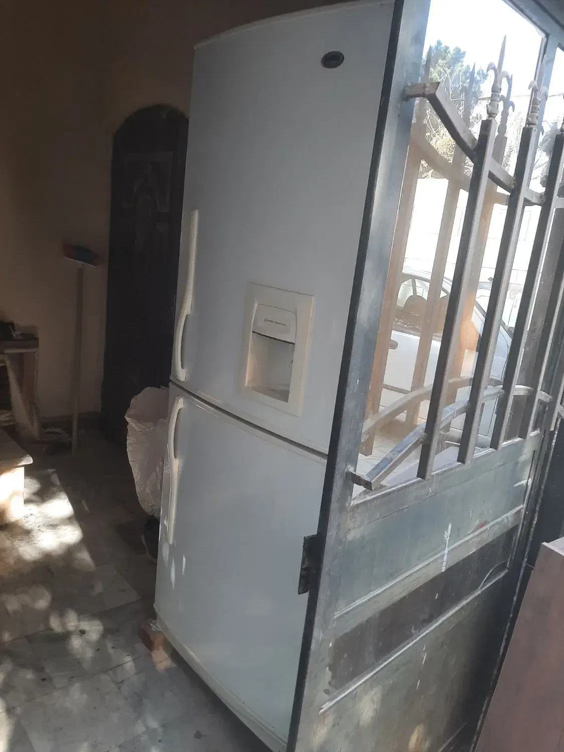 یخچال|یخچال و فریزر|تربت جام, میان جام|دیوار