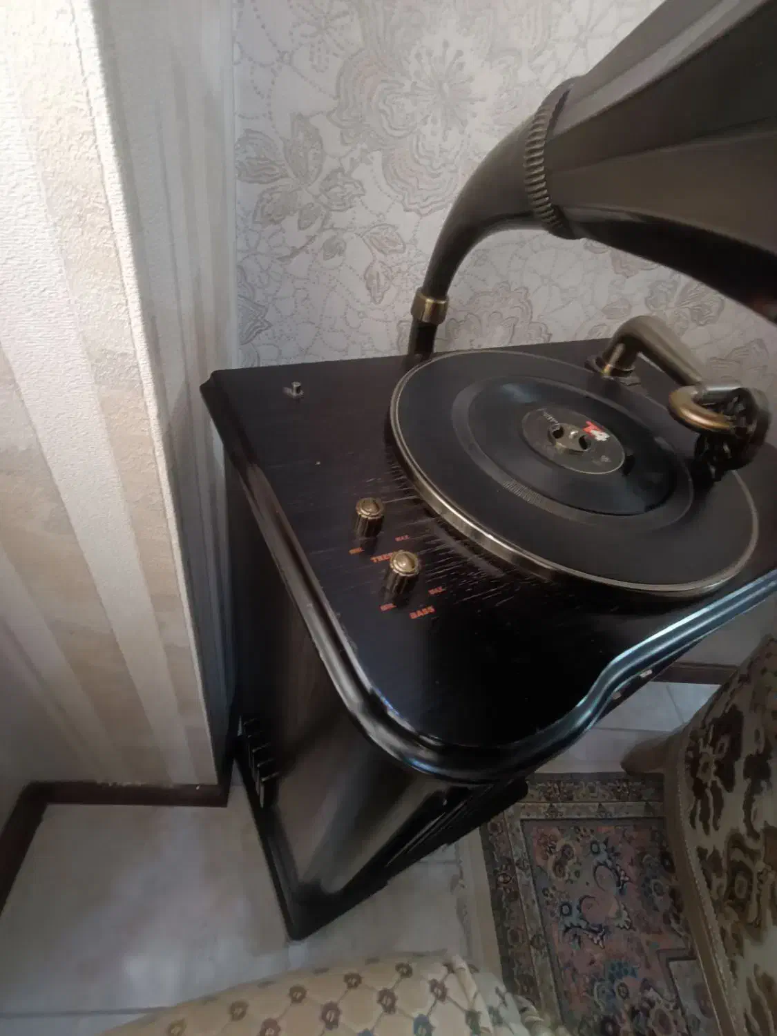 گرامافون|سیستم صوتی خانگی|اسلام‌شهر, شهرک توحید|دیوار