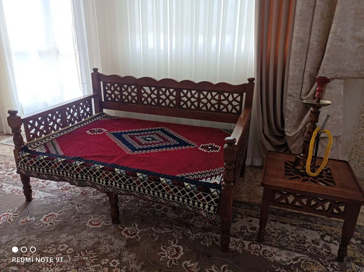 تخت سنتی ، تخت چوبی|صندلی و نیمکت|قزوین, |دیوار