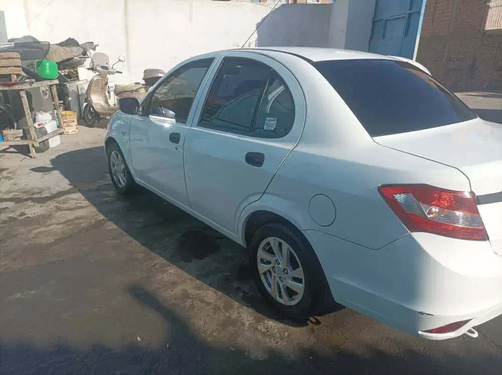 ساینا ۱۴۰۰ کمکار خوشگل با رینگ|خودرو سواری و وانت|اصفهان, کشاورزی|دیوار