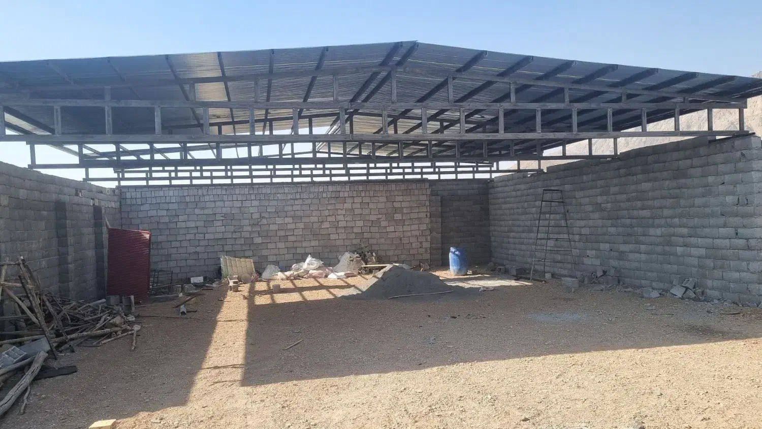 سقف شیروانی،سفال،ورق|خدمات پیشه و مهارت|ابریشم, |دیوار