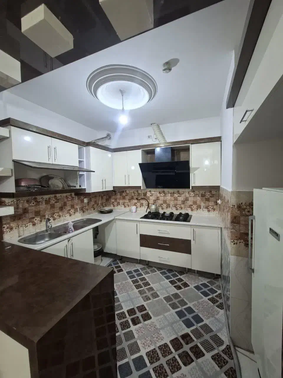 سویت آپارتمان زائرسرا|اجارهٔ کوتاه‌مدت آپارتمان و سوئیت|مشهد, رضاییه|دیوار