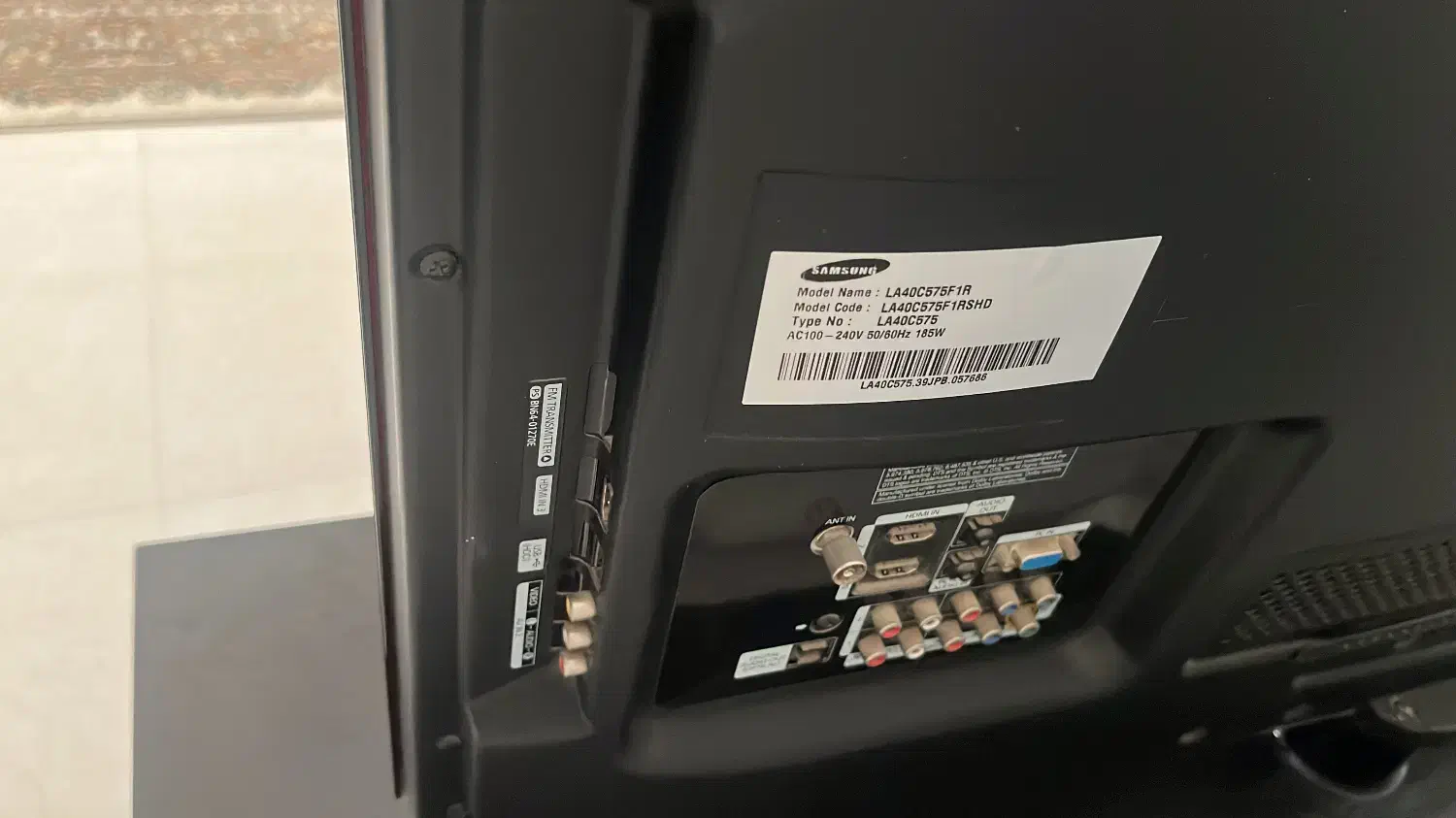 تلویزیون|تلویزیون و پروژکتور|ساوه, |دیوار