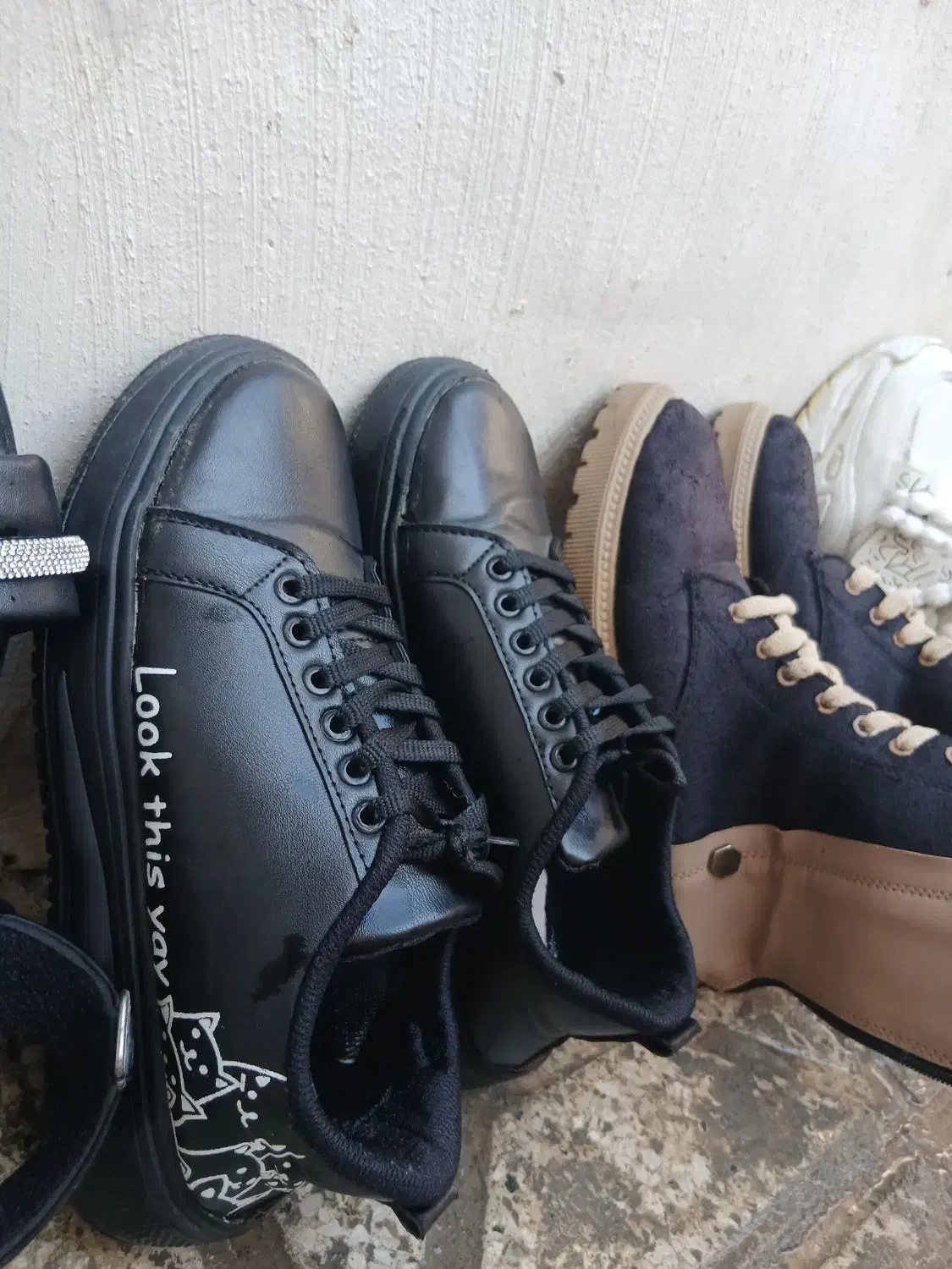 کفش و نیم بوت کتونی|کیف، کفش، کمربند|مشهد, شهید علی محمدی|دیوار