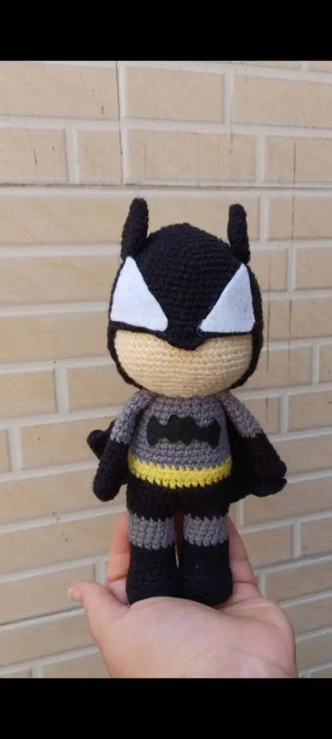 عروسک بتمن|اسباب‌بازی بچه|کاشان, ملاصدرا|دیوار