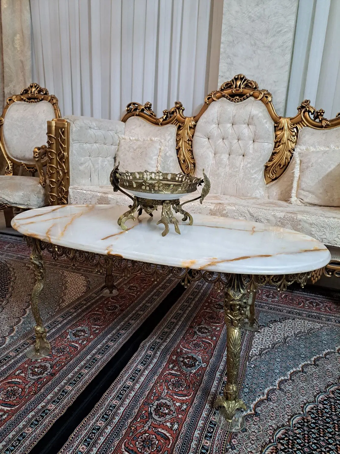 مبل ۷نفره استیل همراه با جلو مبلی و عسلی برنز|مبلمان خانگی و میز عسلی|تهران, خانیآباد|دیوار