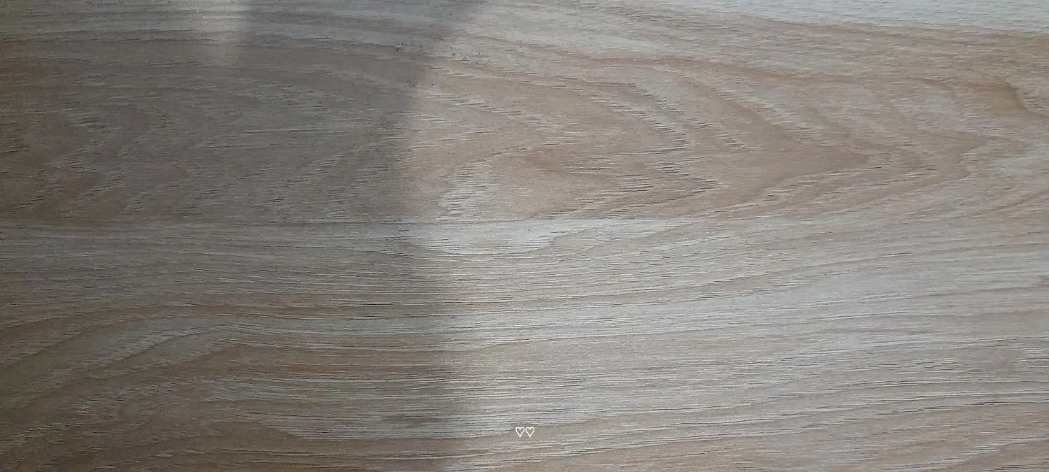 میز|میز تحریر و کامپیوتر|ری, شهادت|دیوار