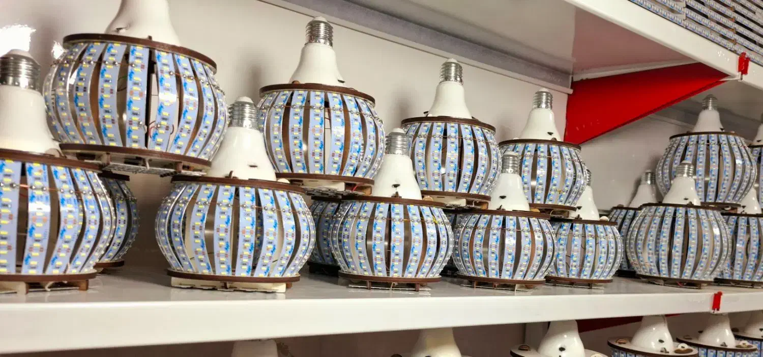 فروش ویژه انواع لامپ SMD|لامپ و چراغ|سنندج, |دیوار