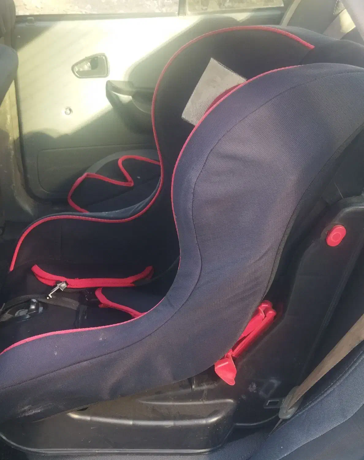 صندلی کودک|تخت و صندلی بچه|کرمانشاه, |دیوار