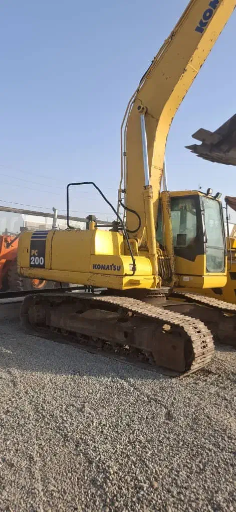 بیل مکانیکی کوماتسو ۲۰۰۹|خودرو سنگین|تهران, آذری|دیوار