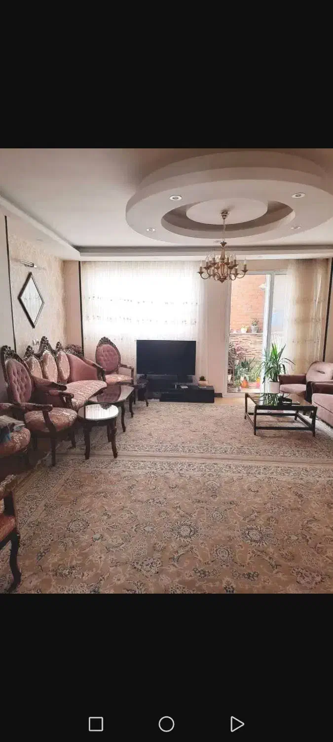 آپارتمان ۹۰ متر تک واحدی دوطرف نور خ مولوی|فروش آپارتمان|اصفهان, شاهد|دیوار