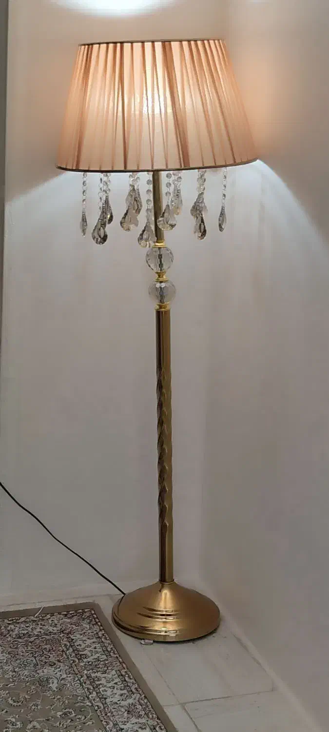 آباژور|چراغ خواب و آباژور|چناران, |دیوار