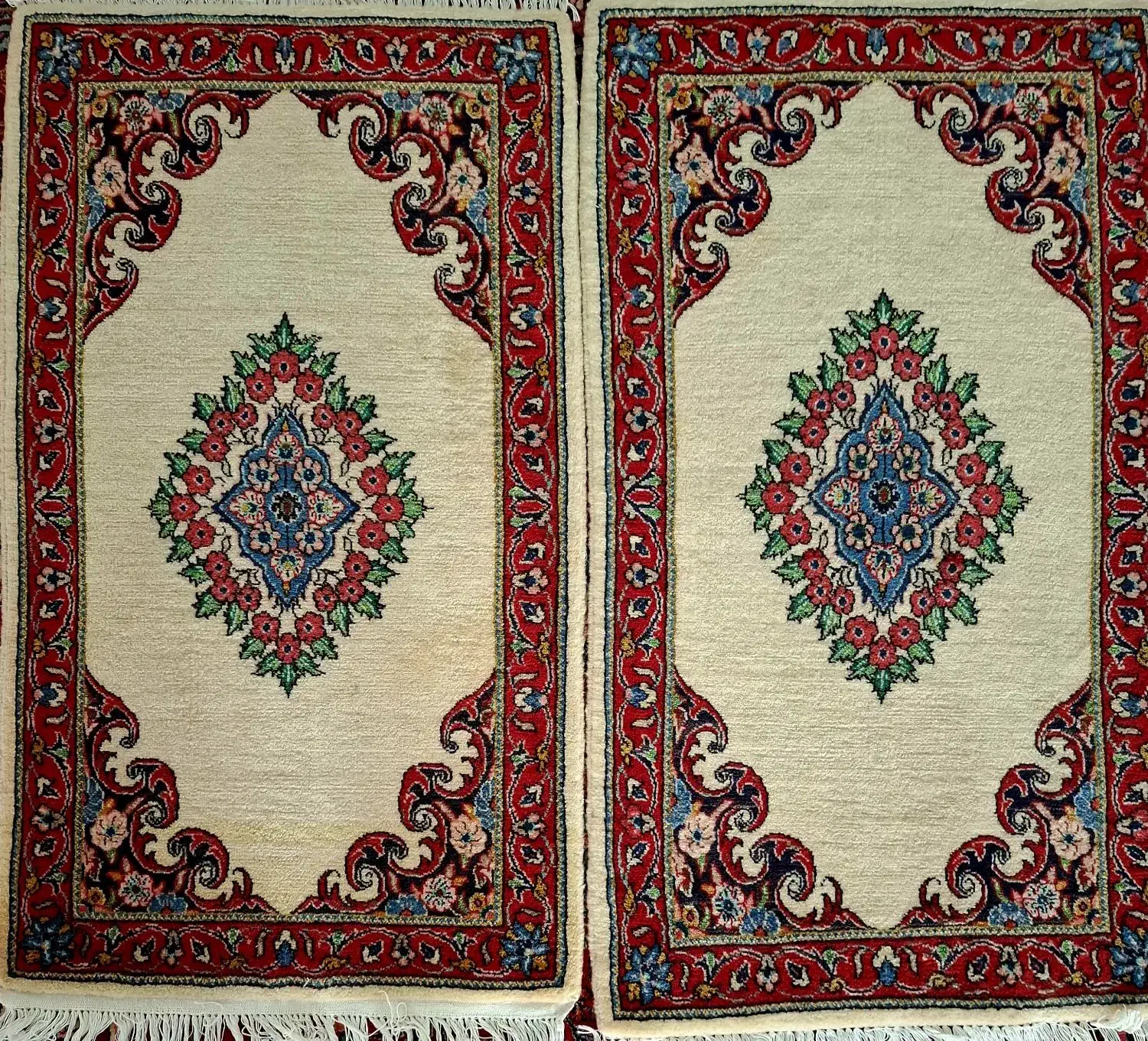 فرش دستباف قالیچه و ذرع چارک سالم ۳تخته|فرش|تهران, مرزداران|دیوار