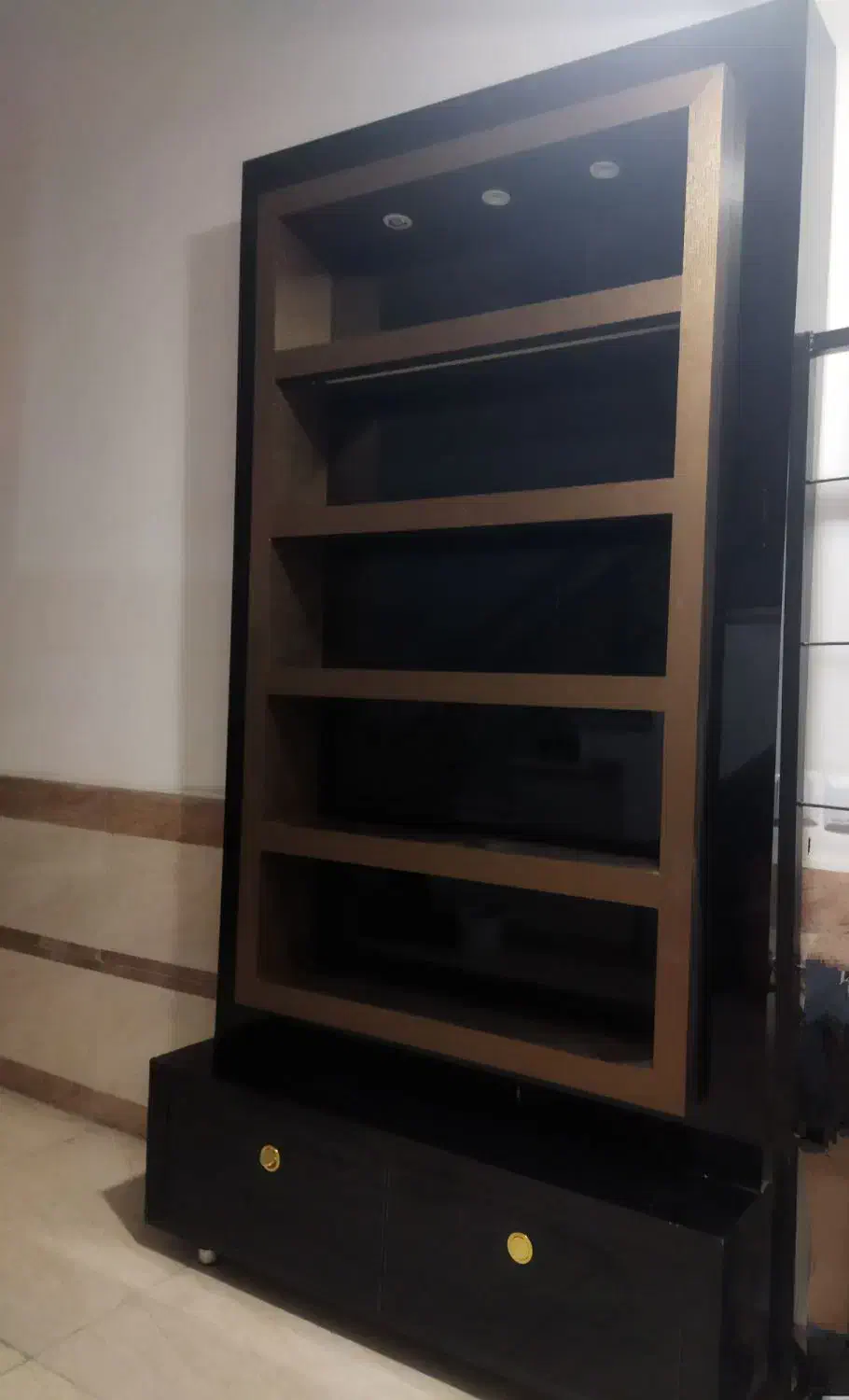 کمد هایگلاس ویترینی|بوفه، ویترین، کنسول|بوکان, |دیوار