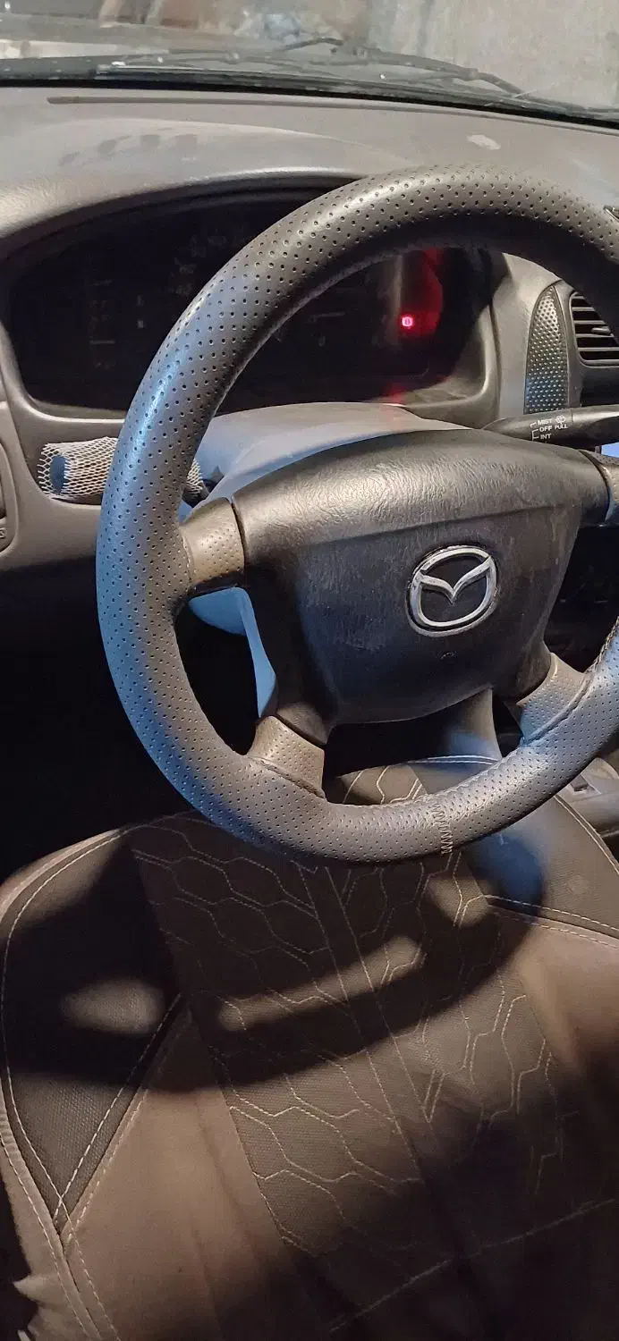 مزدا۳۲۳کارمندی سانروف برقی|خودرو سواری و وانت|سیرجان, |دیوار