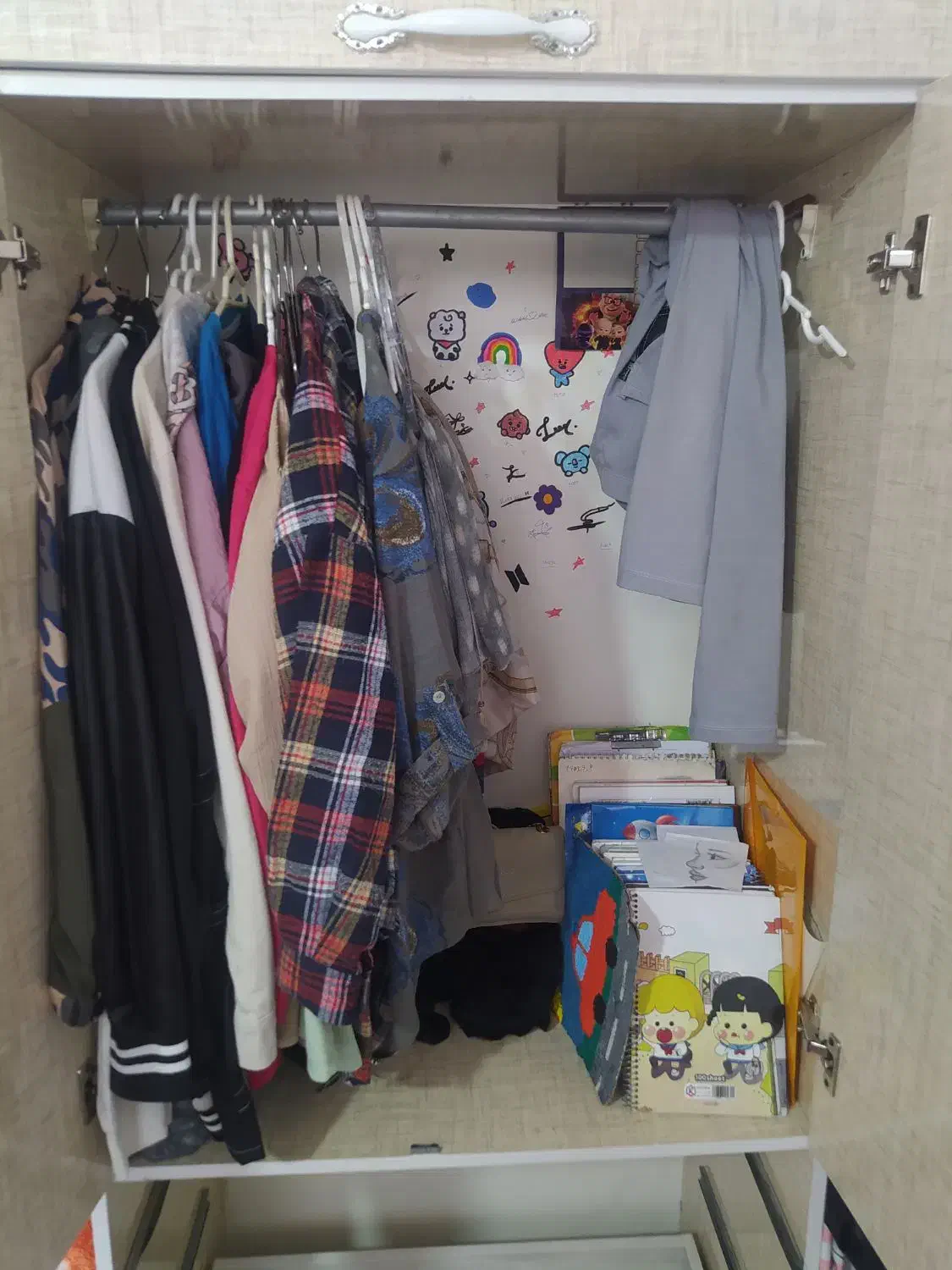 کمدجالباس|جاکفشی، کمد، دراور|ایلام, |دیوار