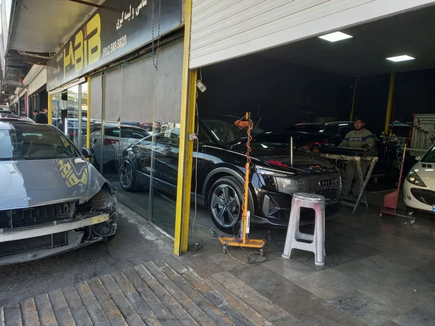 کارگر نقاش خودرو|استخدام صنعتی، فنی، مهندسی|تهران, ازگل|دیوار