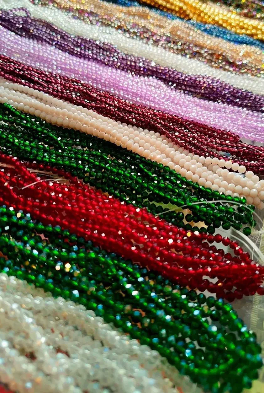 خرازی|لوازم خیاطی و بافتنی|کاشان, راوند|دیوار