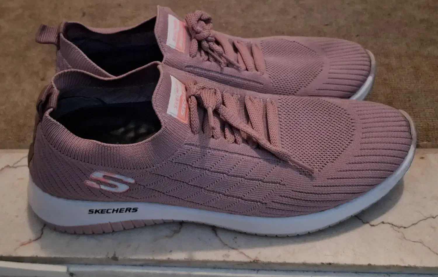 کفش کتونی|کیف، کفش، کمربند|تهران, سبلان (لشگر)|دیوار