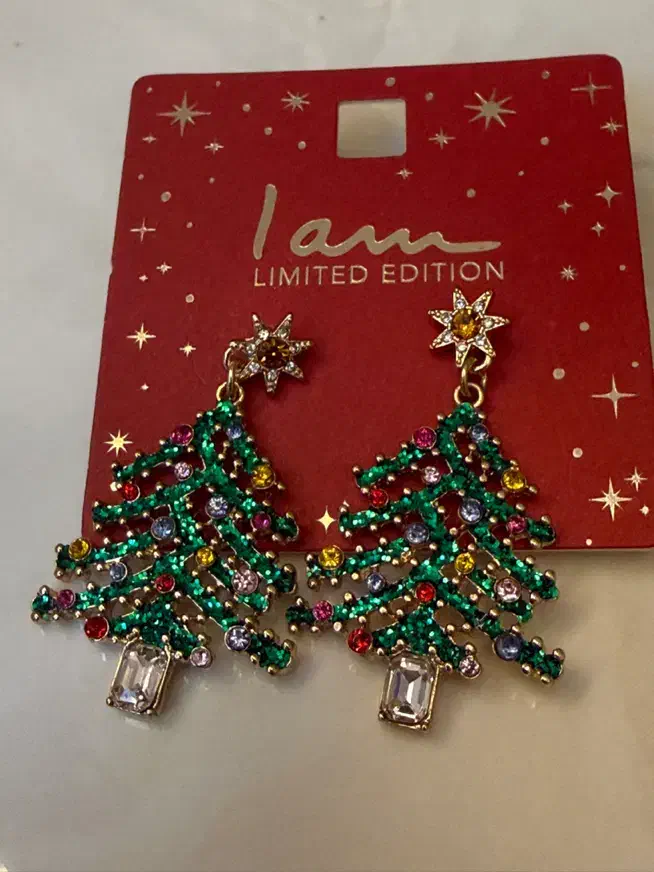 گوشواره کریسمس|بدلیجات|نیشابور, بلوار گلها|دیوار