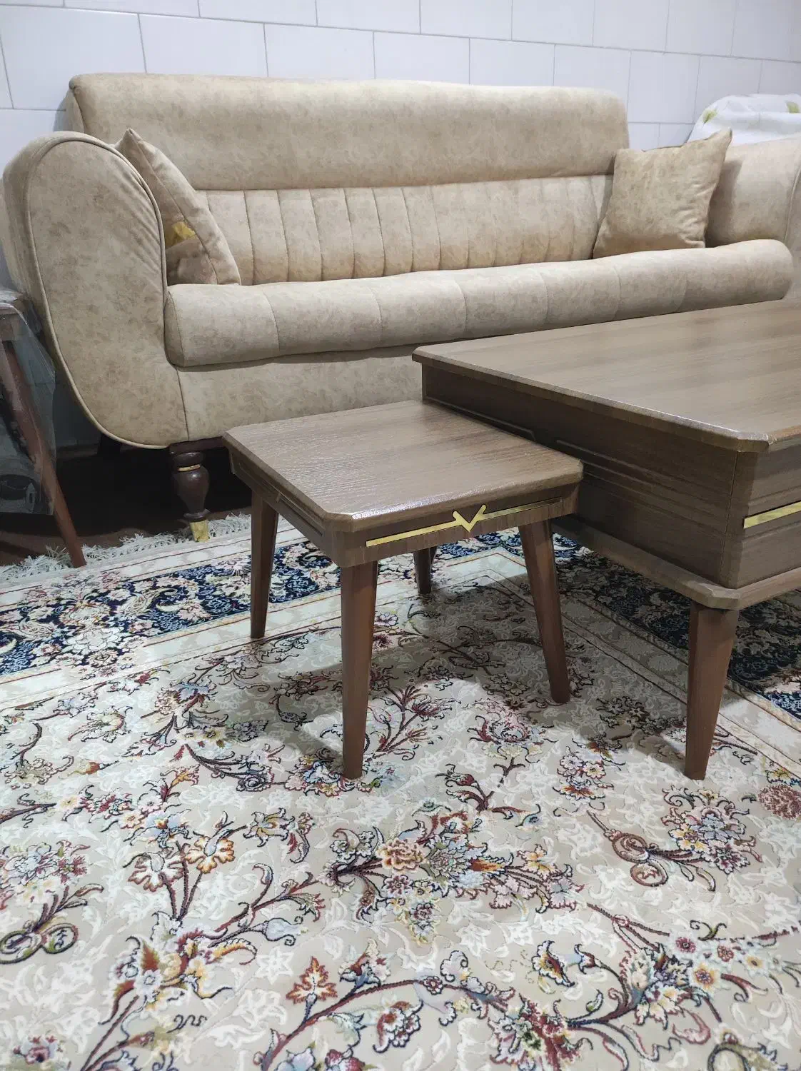 مبل|مبلمان خانگی و میز عسلی|حمیدیا, |دیوار