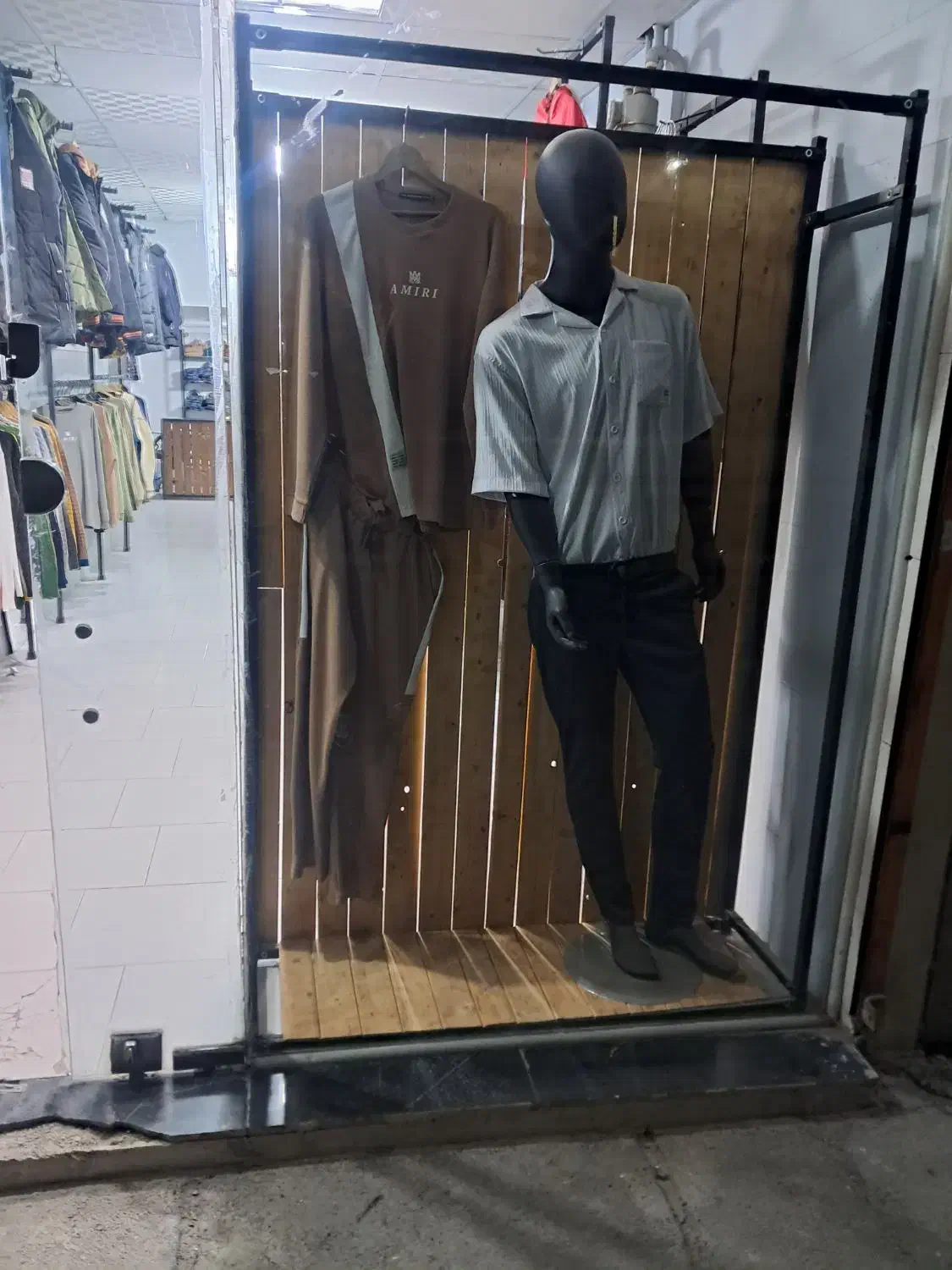 لباس،زنانه|لباس|شیروان (خراسان), |دیوار